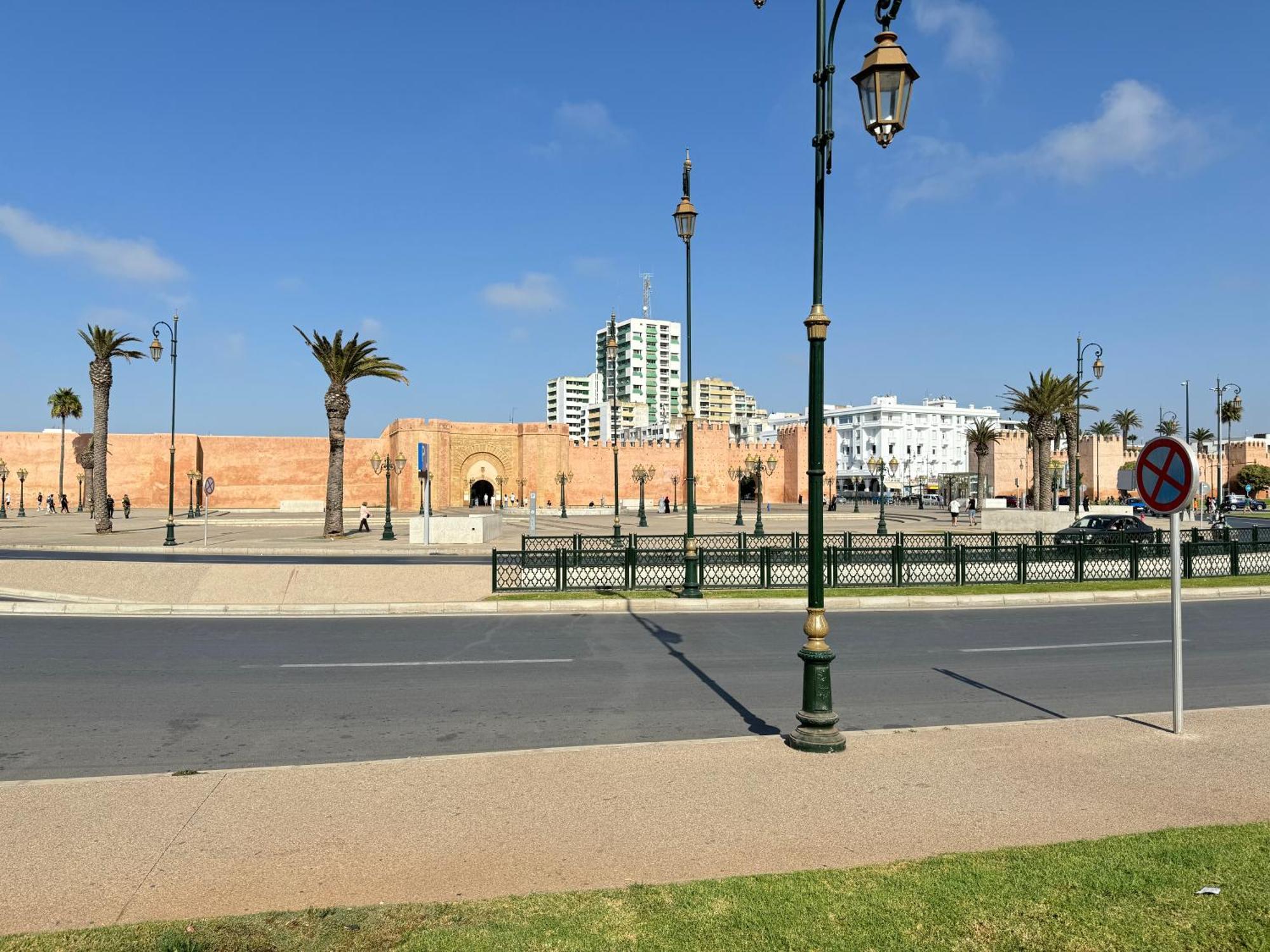 Suitouiss - Downtown - Appartement En Plein Centre Ville Rabat Exteriér fotografie